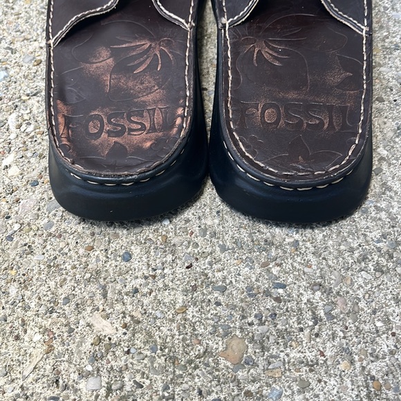 Men’s Brown Fossil Slides Size 10 main image 5